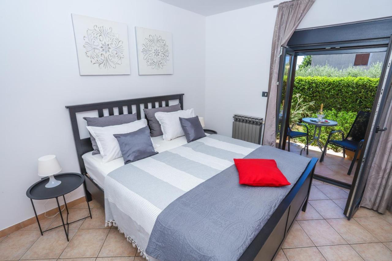 Irena Apartment